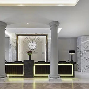 5* Hotell Titanic Gendarmenmarkt